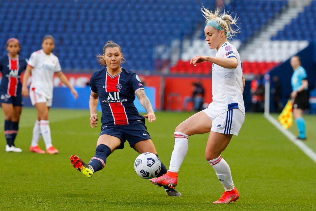 Ellie Carpenter Ellie Carpenter playing against PSG