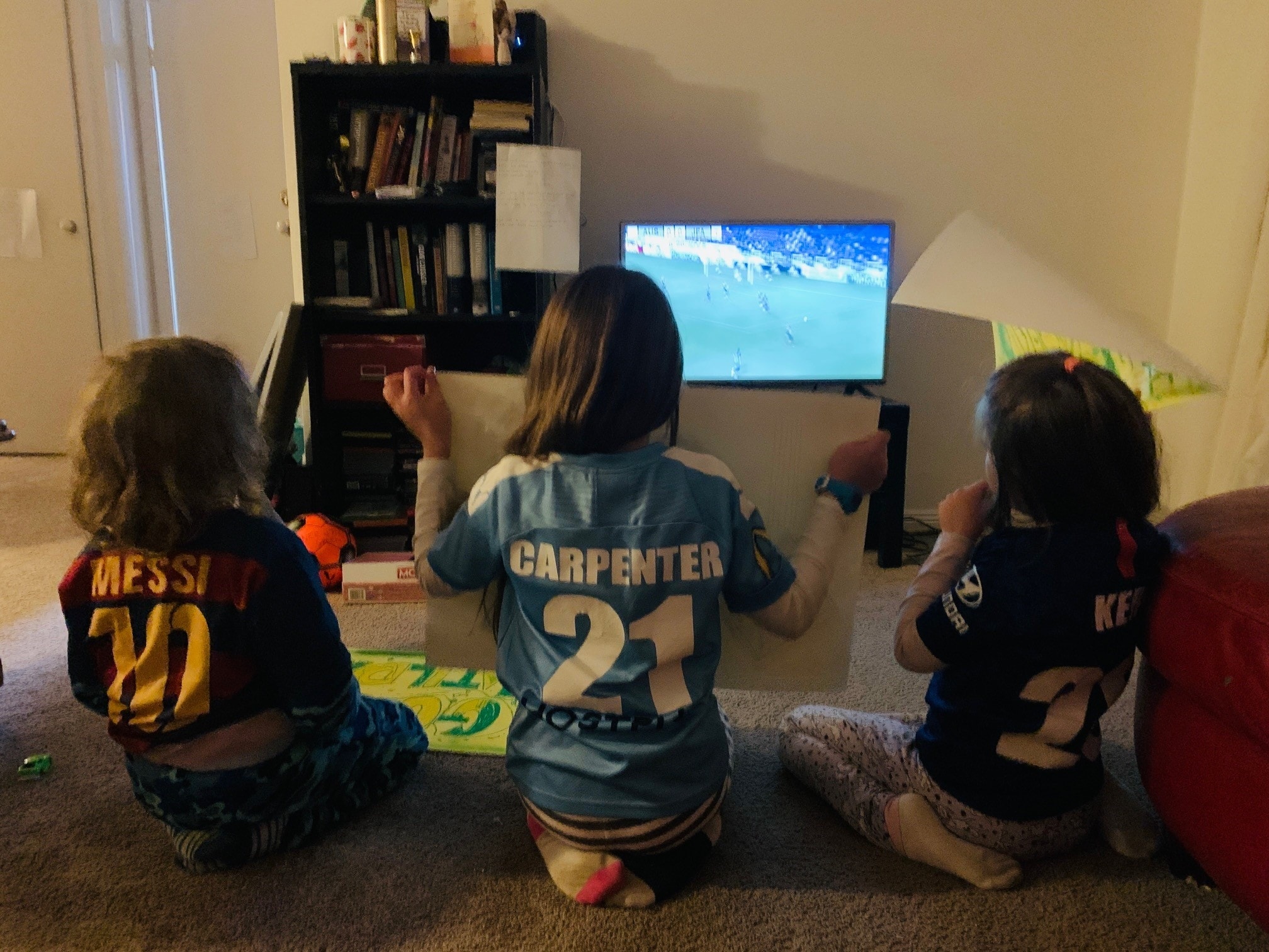 Lloyd children, Ellie Carpenter fans