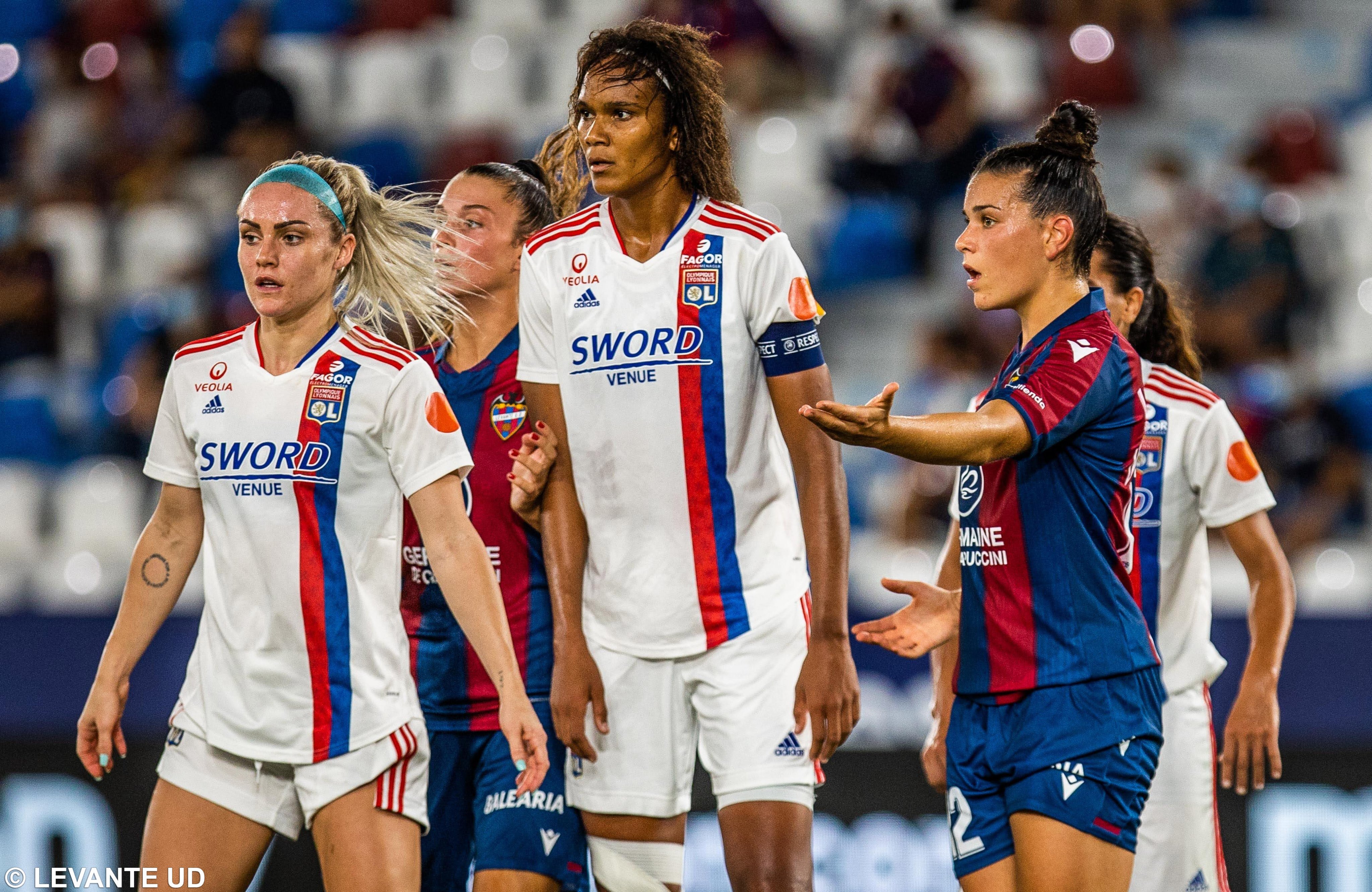 Ellie Carpenter in Lyon's 2-1 UWCL win. (Source: @OLfeminin Twitter)