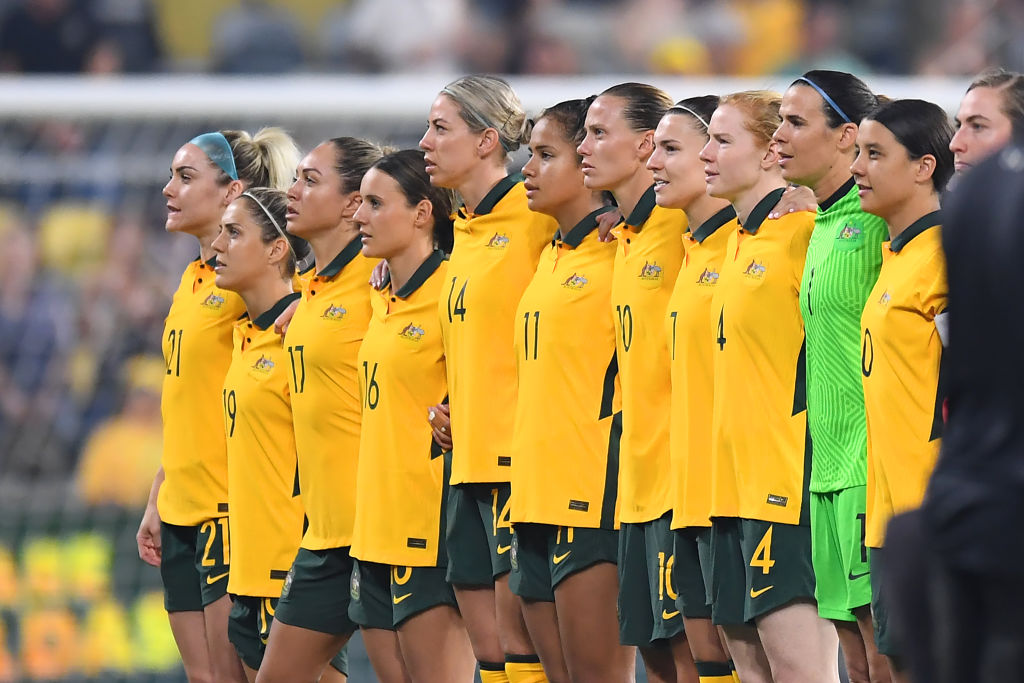 Australia singing the national anthem, Townsville