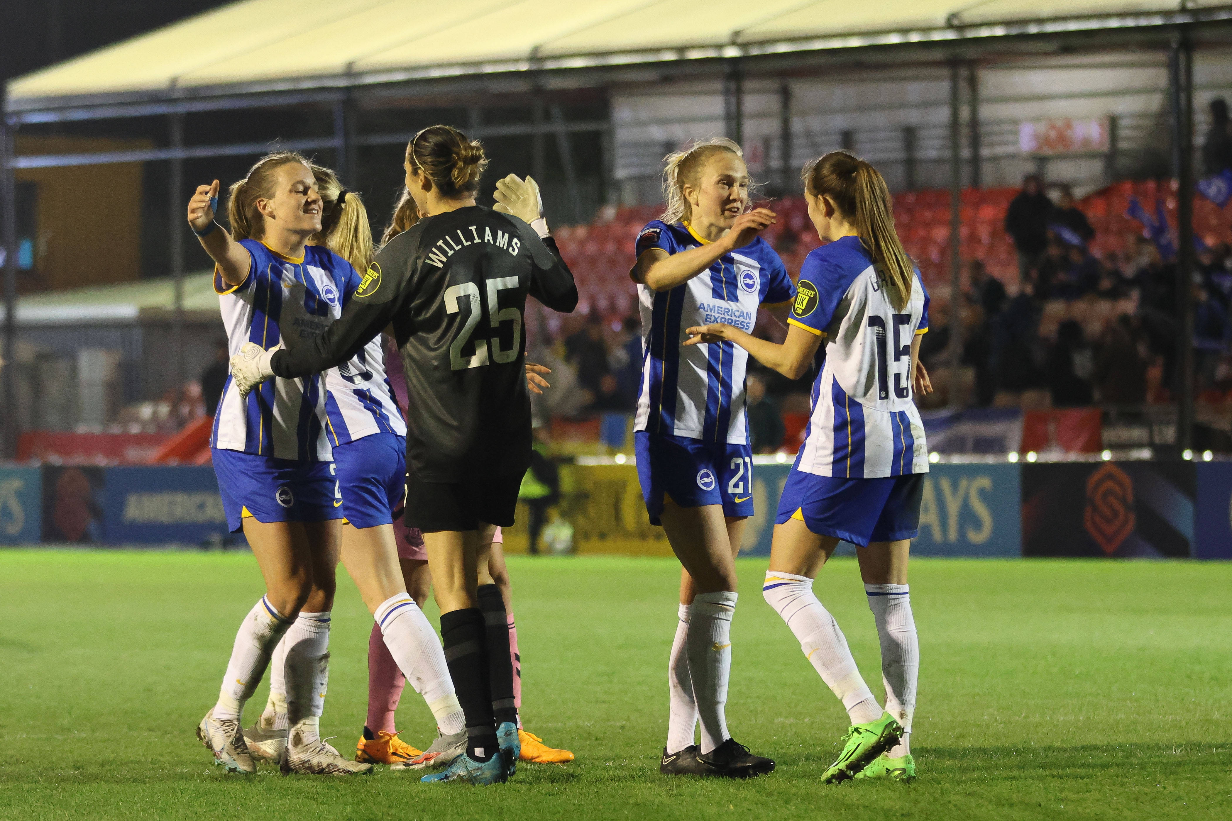 Lydia Williams (25, Brighton), Zoe Morse (14, Brighton) and Kayleigh Green (15, Brighton) after a game in the Barclays Women s Super League on 19 April 2023, between Brighton & Hove Albion and Everton Women at the Broadfield Stadium, Crawley, UK (Bettina Weissensteiner/SPP)