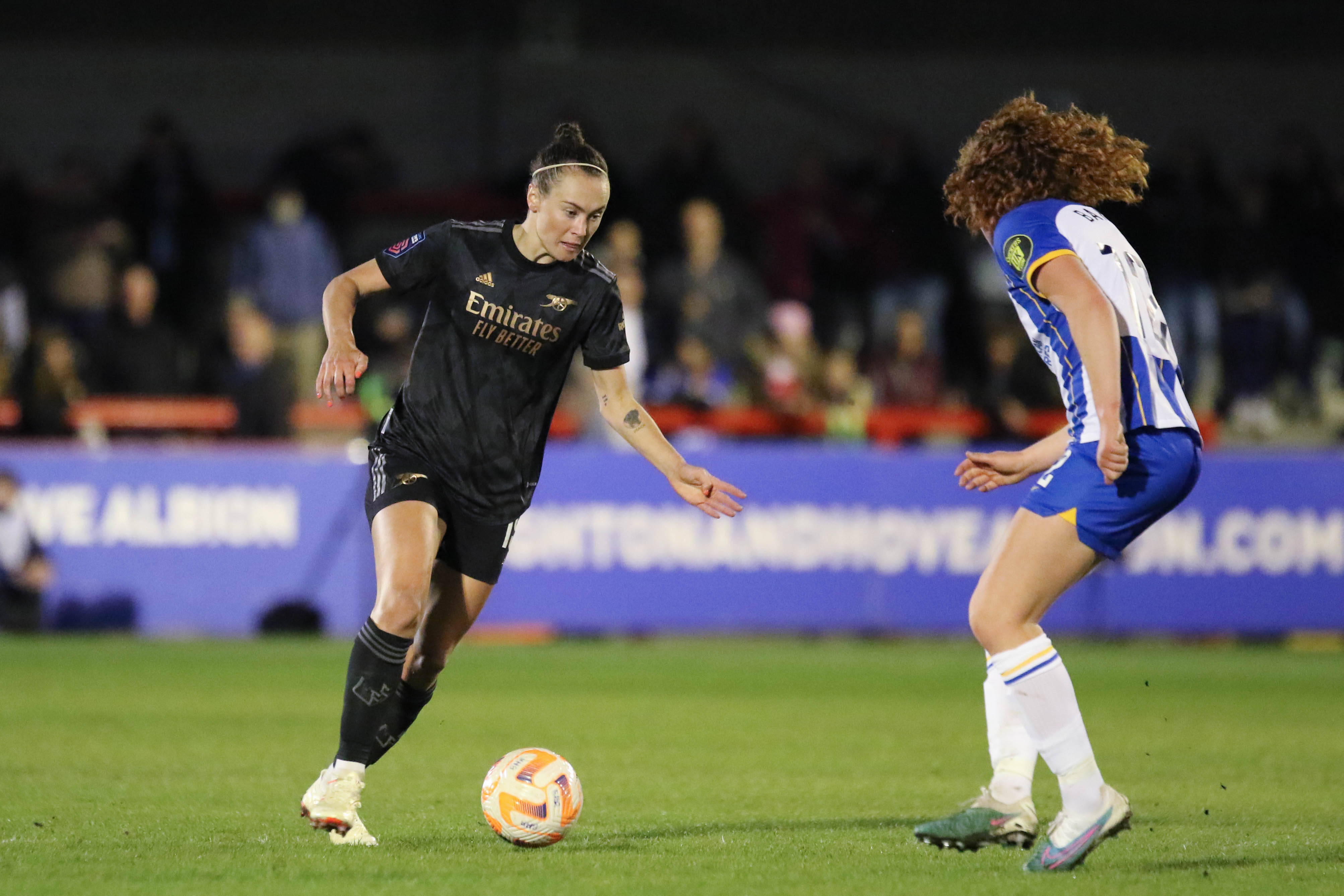 Caitlin Foord of Arsenal during the Barclays Women™s Super League match between Brighton and Hove Albion Women and Arsenal Women at Broadfield Stadium