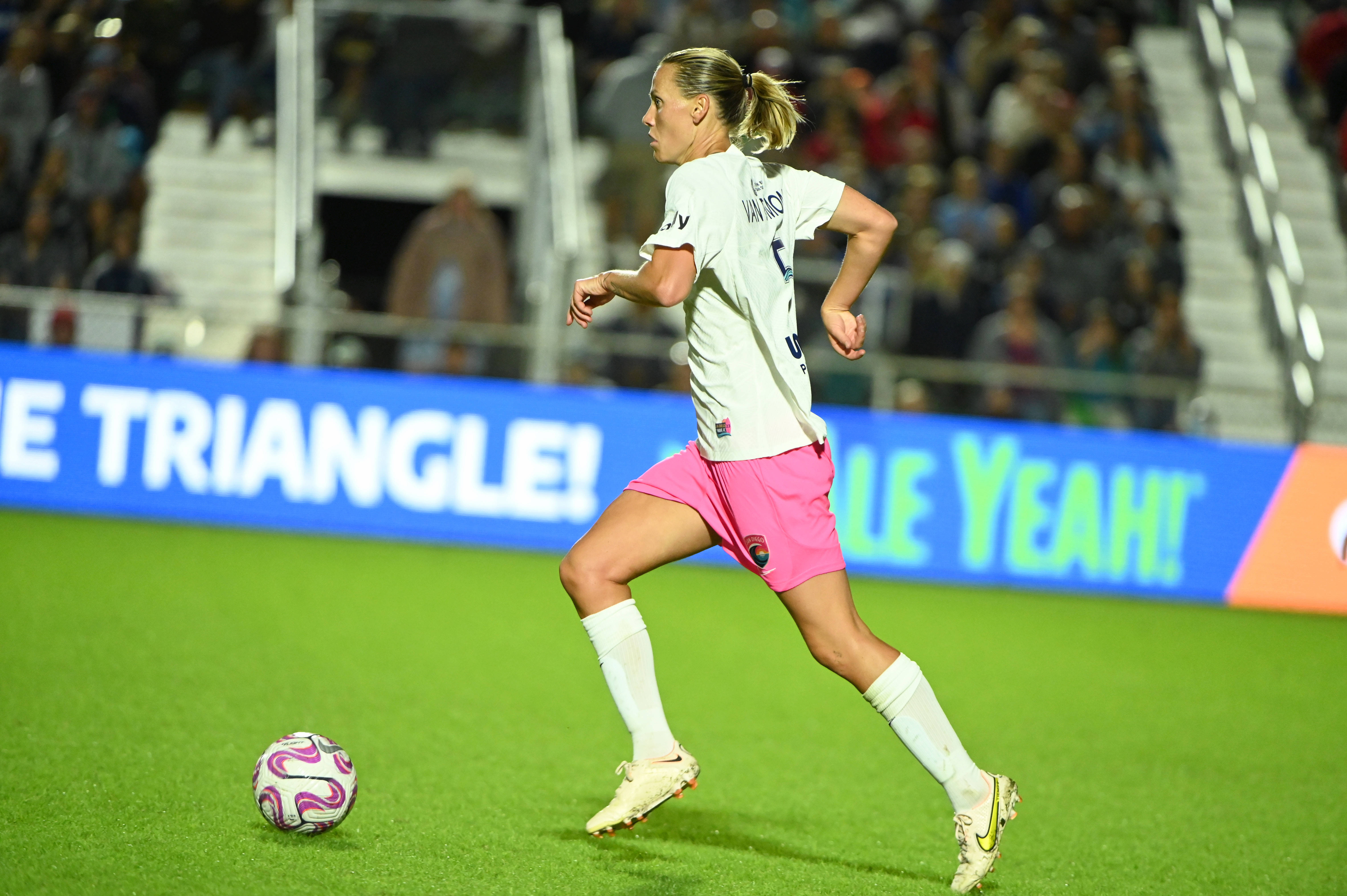 San Diego Wave FC midfielder Emily van Egmond (5) dribbles the ball against the North Carolina Courage during the second half at WakeMed Soccer Park.