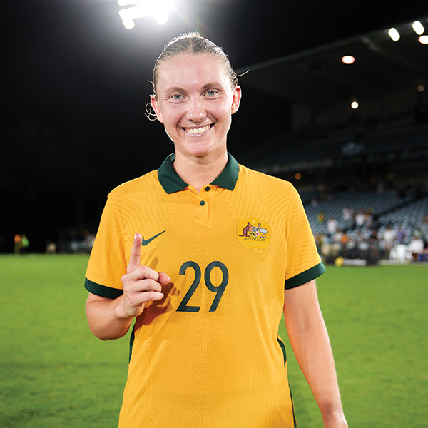 Clare Hunt debut