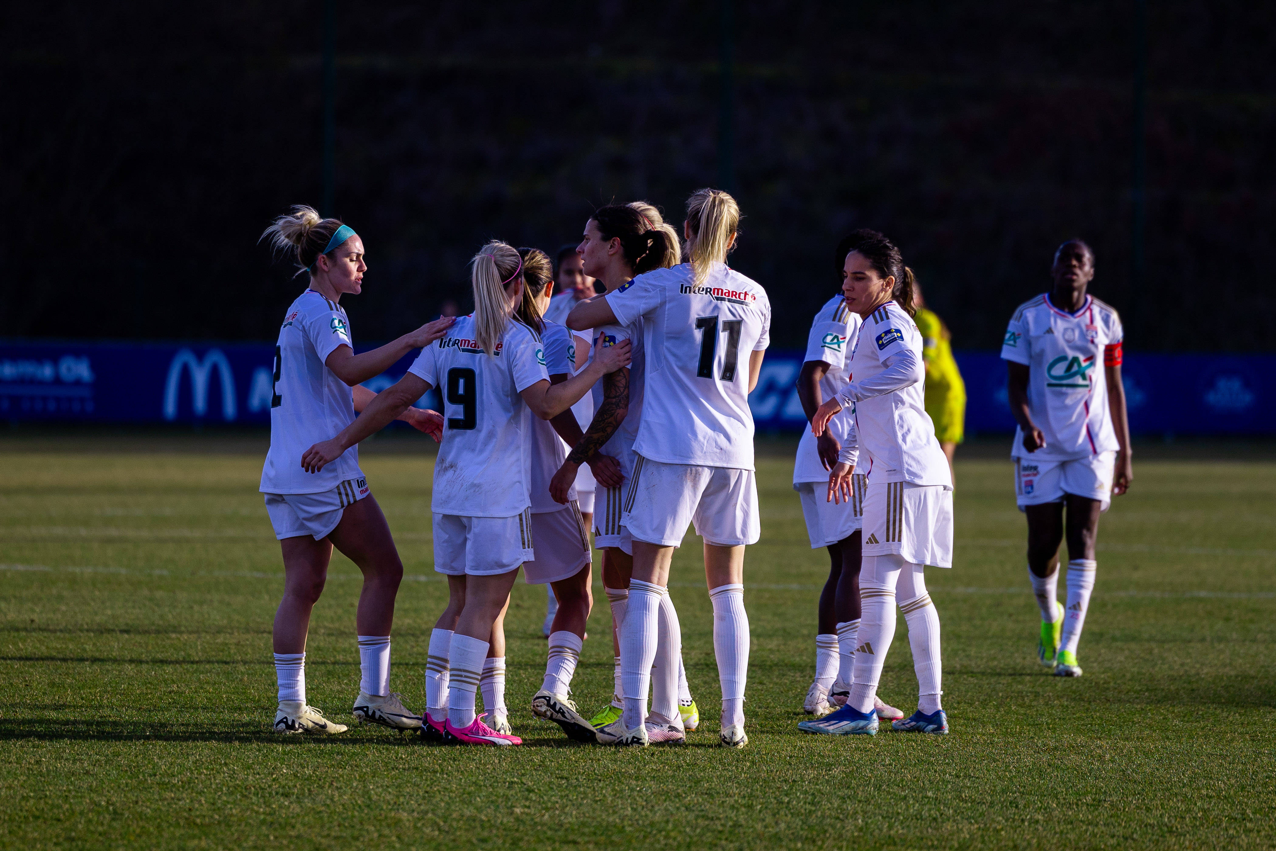 Lyon celebrate a goal against Nantes in the Coupe de France féminine. (Photo: Imago)