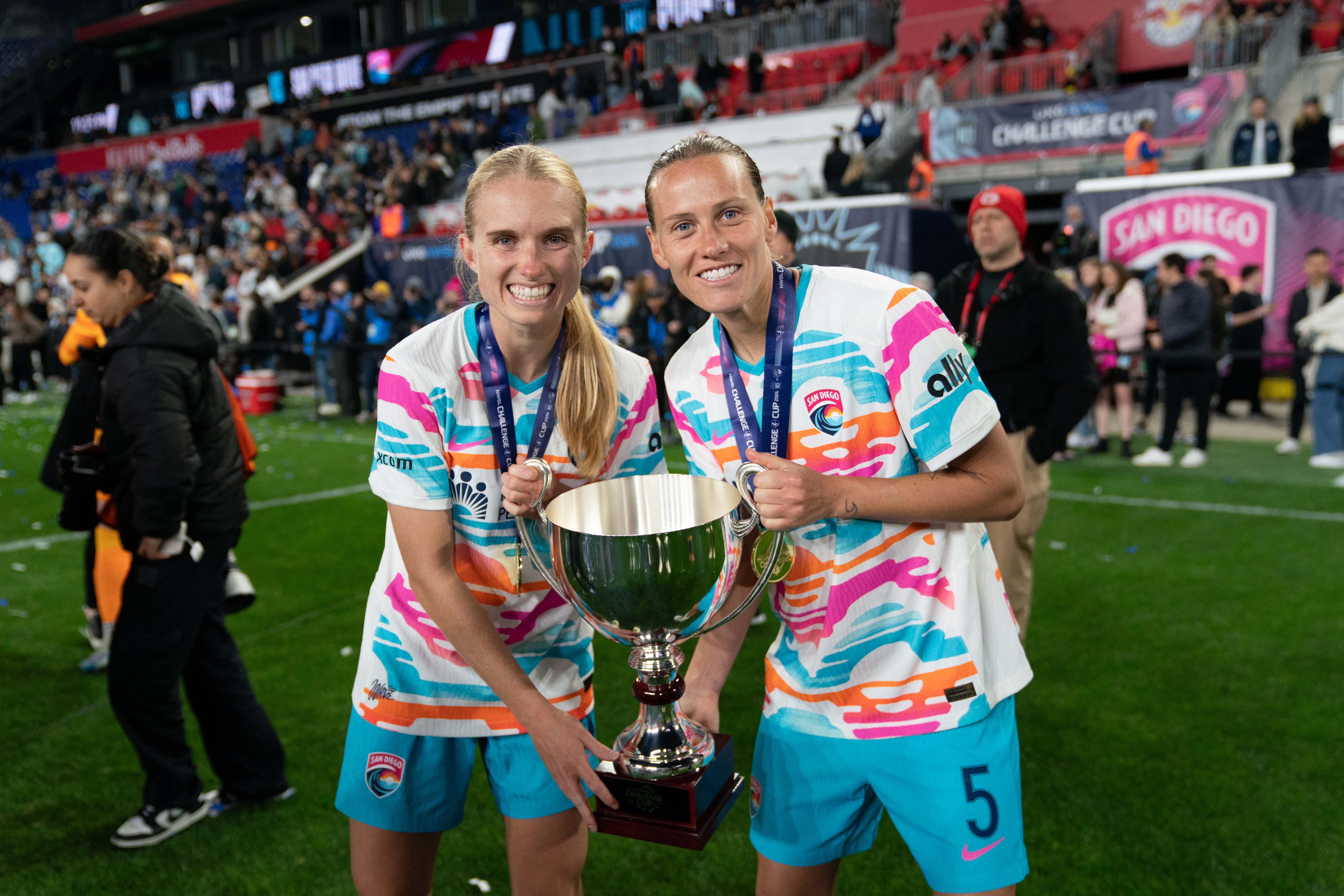 Kaitlyn Torpey and Emily van Egmond pose with the NWSL Challenge Cup following San Diego Wave FC's win over Gotham. (Photo: San Diego Wave FC)