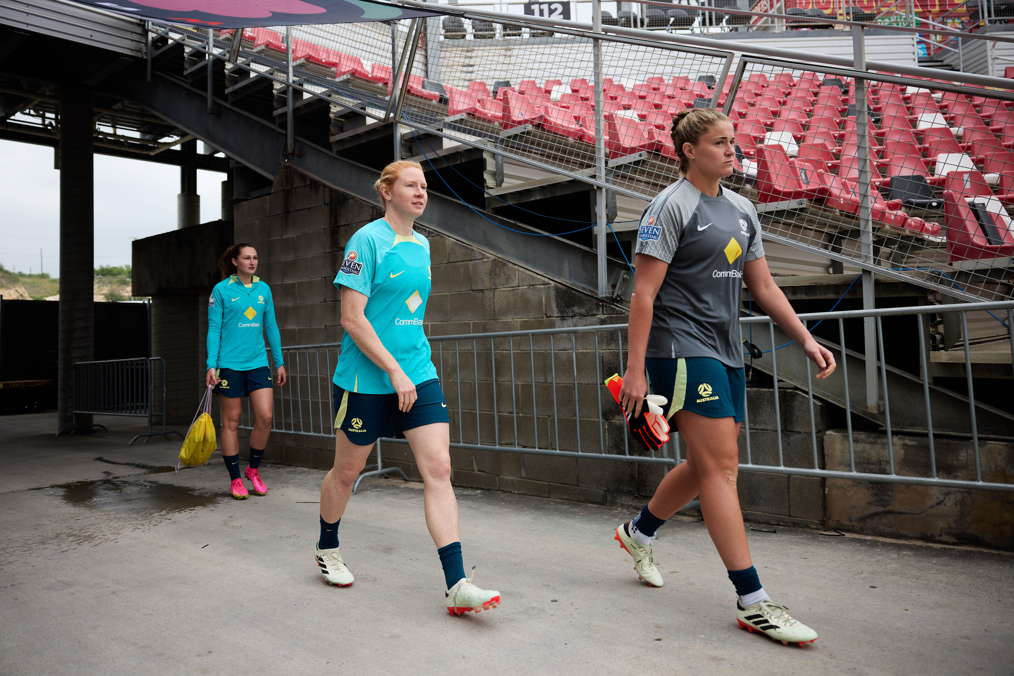 Clare Polkinghorne and Teagan Micah arriving at Toyota Field in San Antonio. (Photo: Rachel Bach/By The White Line)