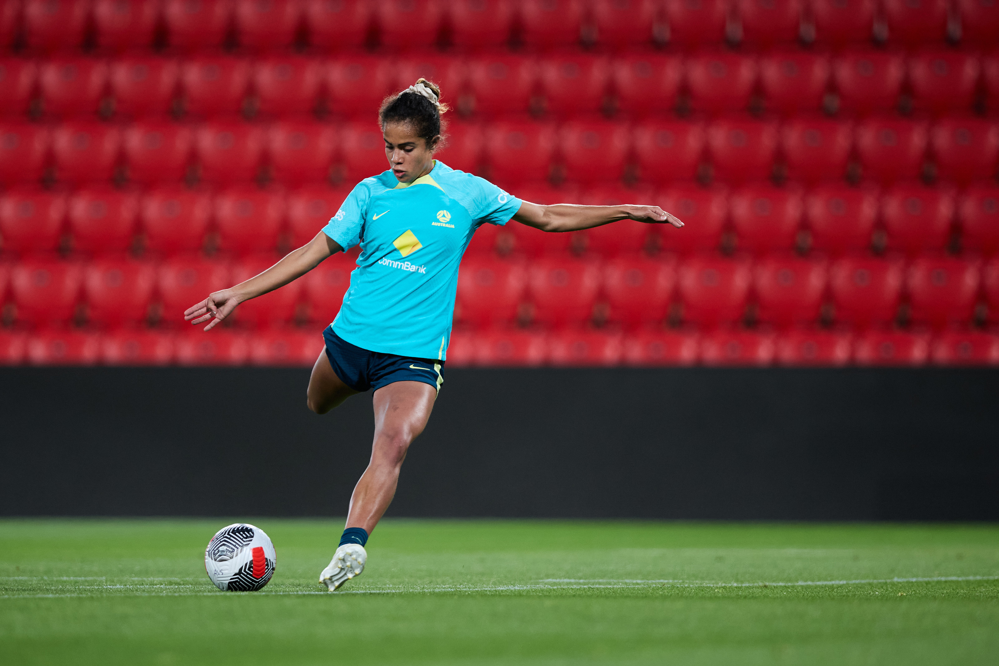 Mary Fowler during training at Coopers Stadium in Adelaide. (Photo: Rachel Bach/By The White Line)