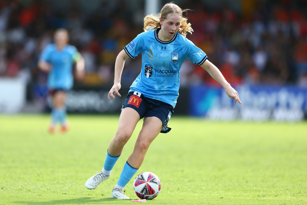 Hana Lowry of Sydney FC kicks during the round two A-League Women's match between Brisbane Roar and Sydney FC at Perry Park on November 09, 2024 in Brisbane, Australia. (Photo by Chris Hyde/Getty Images)
