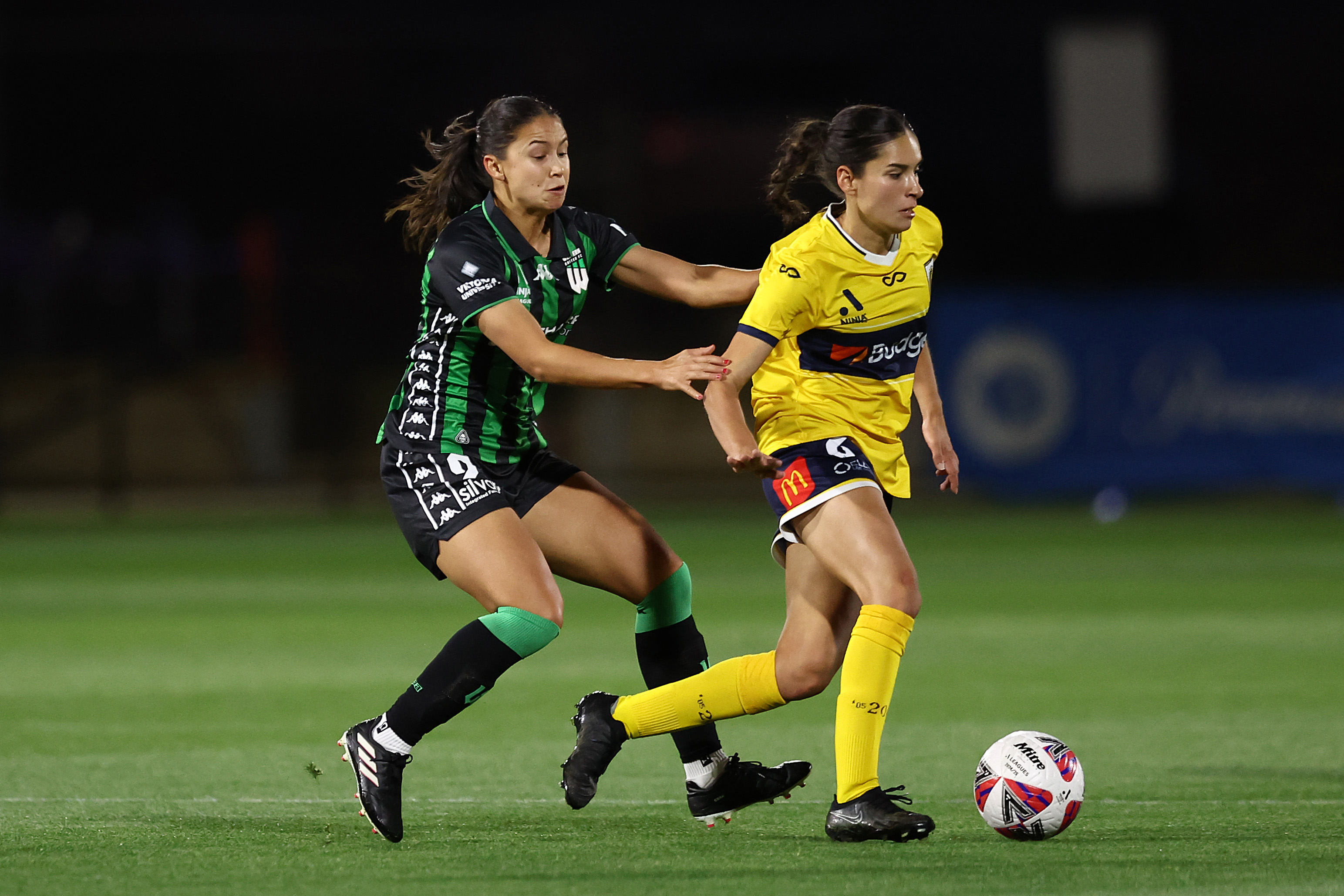 Isabel Gomez of the Mariners during the round two A-League Women's match between Western United and Central Coast Mariners at Ironbark Fields on November 08, 2024 in Melbourne, Australia. (Photo by Graham Denholm/Getty Images)