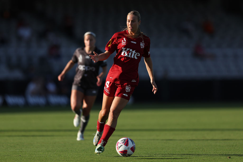 SYDNEY, AUSTRALIA - NOVEMBER 22: Matilda McNamara of Adelaide United in action during the round four A-League Women's match between Adelaide United and Wellington Phoenix at Netstrata Jubilee Stadium on November 22, 2024 in Sydney, Australia. (Photo by Brendon Thorne/Getty Images)
