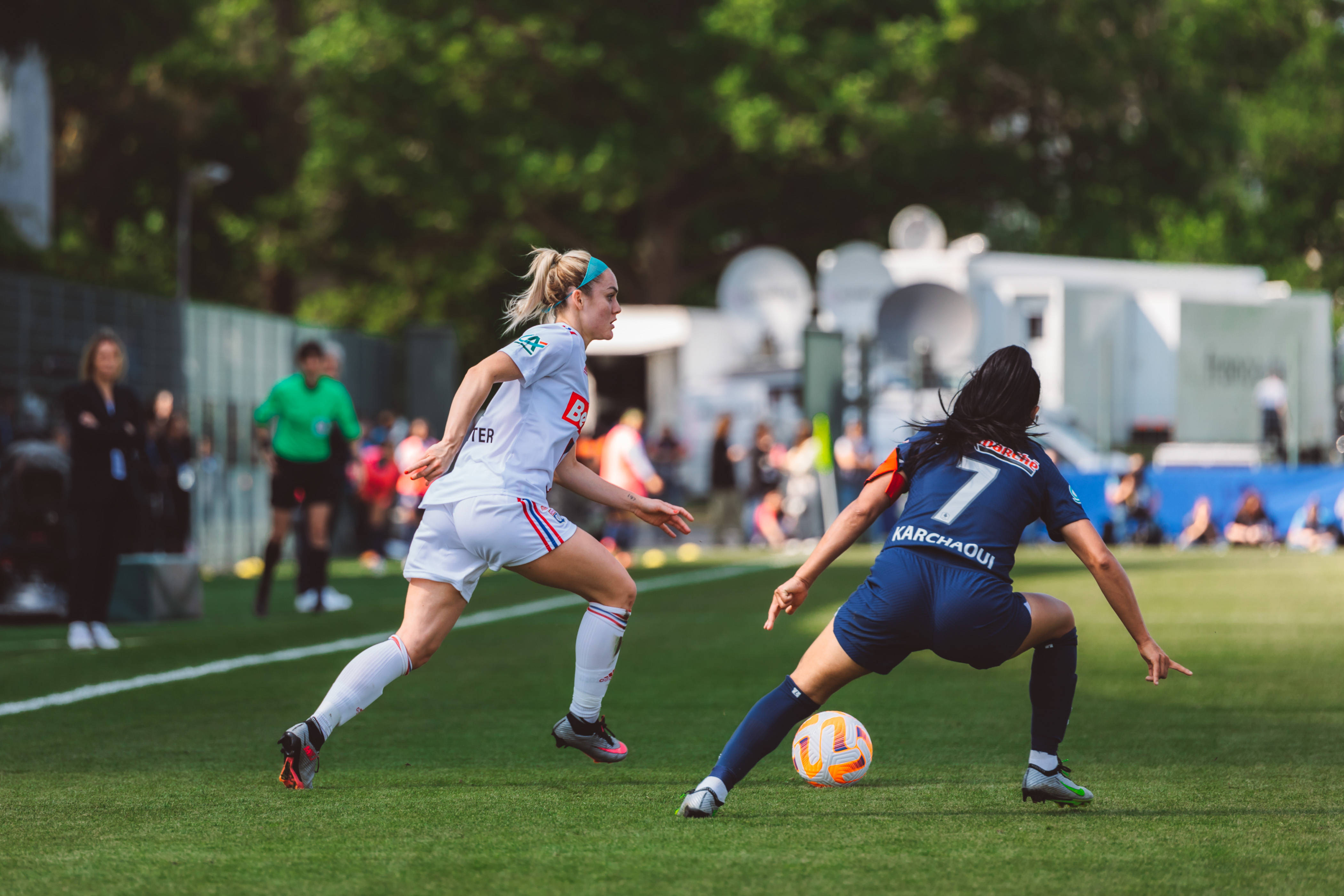 Ellie Carpenter (12) from OL going forward during the coupe de france final between Olympique Lyonnais and Paris Saint Germain at the Stade de la source in Orleans, France. (Pauline FIGUET / SPP)