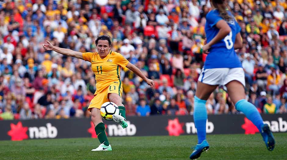 Lisa De Vanna lets fly with a stunning volley to open the scoring for the Westfield Matildas. Lisa De Vanna lets fly with a stunning volley to open the scoring for the Westfield Matildas.