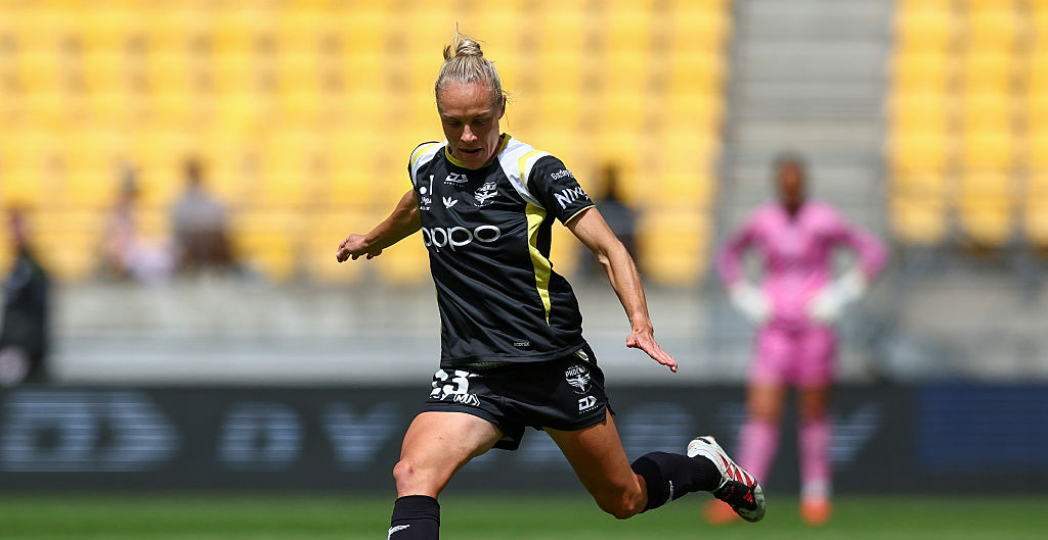 WELLINGTON, NEW ZEALAND - OCTOBER 25: Tameka Yallop of the Phoenix in action during the round two A-League Women match between Wellington Phoenix and Melbourne Victory at Hnry Stadium, on October 25, 2026, in Wellington, New Zealand. (Photo by Hagen Hopkins/Getty Images)