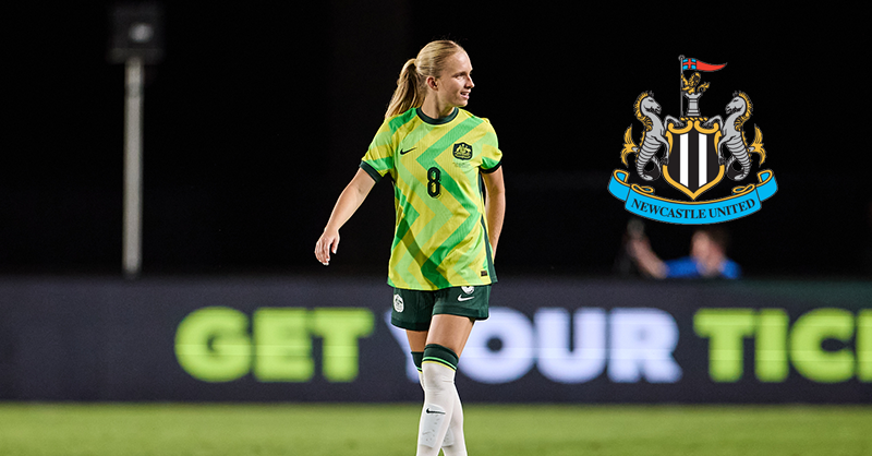 Kaitlyn Torpey signs for Newcastle United in the Women's Super League 2