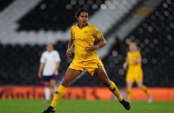 Mary Fowler has signed for Adelaide United, alongside sister Ciara