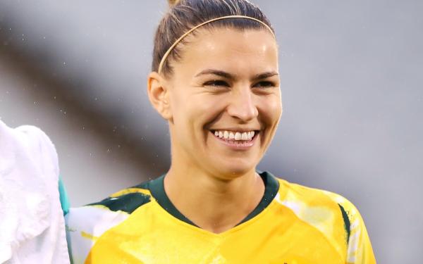Catley-Arsenal-Lead
