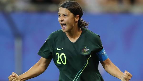 Sam Kerr celebrates v Jamaica 2019 FIFAWWC