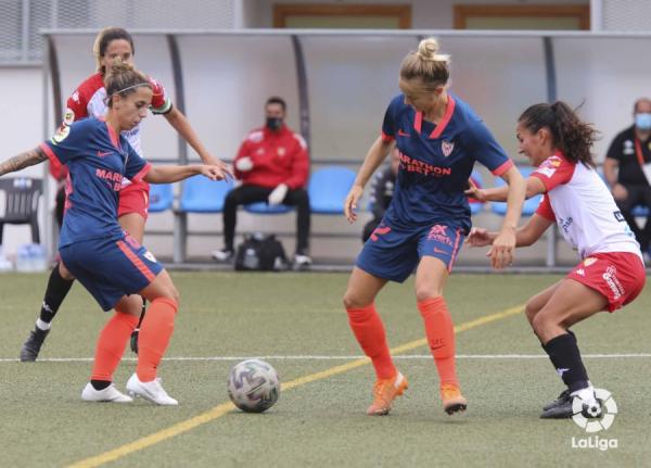 Matildas Abroad - Aivi Luik