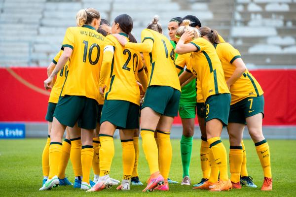 Matildas team huddle