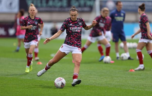 Caitlin Foord arsenal warm up