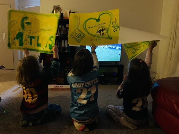 Lloyd children, Ellie Carpenter fans
