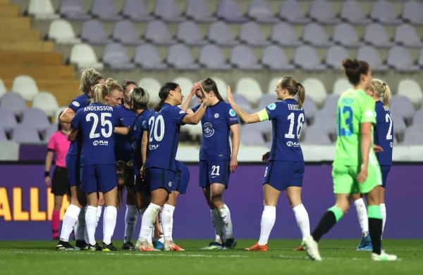 Sam Kerr of Chelsea celebrates with Magdalena Eriksson and team mates after scoring their side's first goal during the First Leg of the UEFA Women's Champions League Quarter Final match between Chelsea FC and VfL Wolfsburg at Szusza Ferenc Stadion on March 24, 2021 in Budapest, Hungary. Chelsea FC face VfL Wolfsburg at a neutral venue in Budapest behind closed doors to prevent the spread of Covid-19 variants. (Photo by David Balogh/Getty Images)