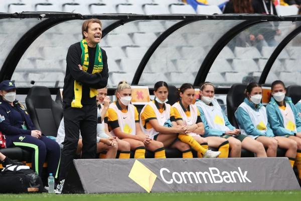 Matildas head coach Tony Gustavsson directs players during game one of the series International Friendly series between the Australia Matildas and the United States of America Women's National Team at Stadium Australia on November 27, 2021 in Sydney, Australia. (Photo by Matt King/Getty Images)
