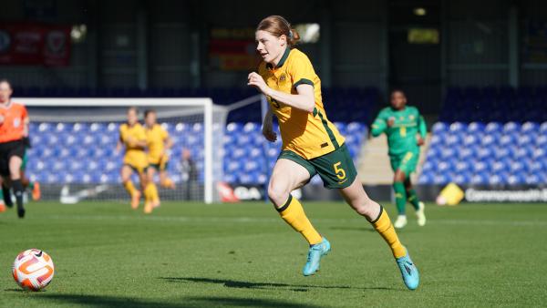 Cortnee Vine v Sth Africa - Stephanie Meek
