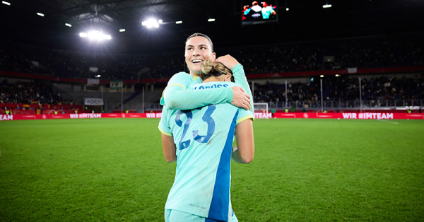 Catley "proud" of Arsenal teammate Cooney-Cross after goal