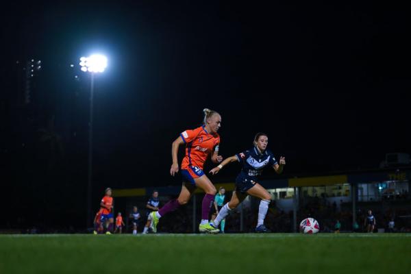 Tameka Yallop of Brisbane competes during the round nine A-League Women's match between Brisbane Roar and Melbourne Victory at Perry Park, on January 08, 2025, in Brisbane, Australia. (Photo by Albert Perez/Getty Images)