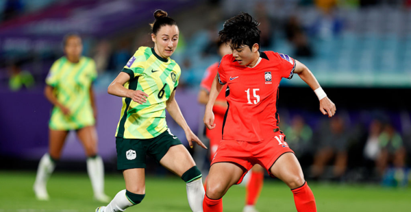SYDNEY, AUSTRALIA - MARCH 08: Jeon Yugyeong of Korea Republic competes with Clare Wheeler of Australia during the AFC Women's Asian Cup Australia 2026 match between Australia Matildas and Korea Republic at Stadium Australia on March 08, 2026 in Sydney, Australia. (Photo by Brendon Thorne/Getty Images)