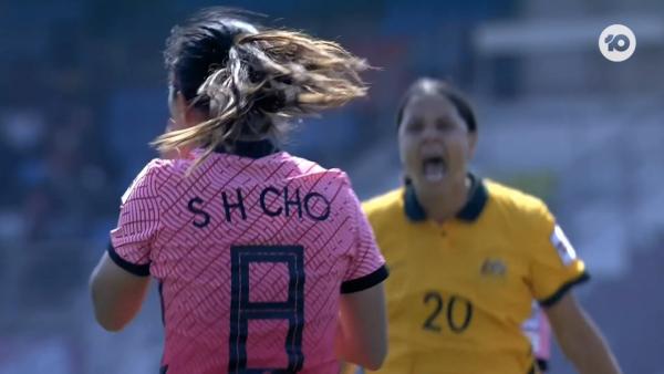 PEN MISSED: Cho - Korean midfielder skies it