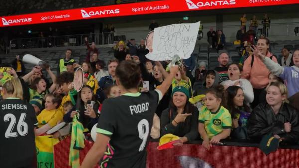 Scored in her 150th game. Then made two fans’ night! 👟🎁
