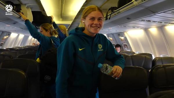 The CommBank Matildas' travel day from Sydney to Brisbane ✈️ 