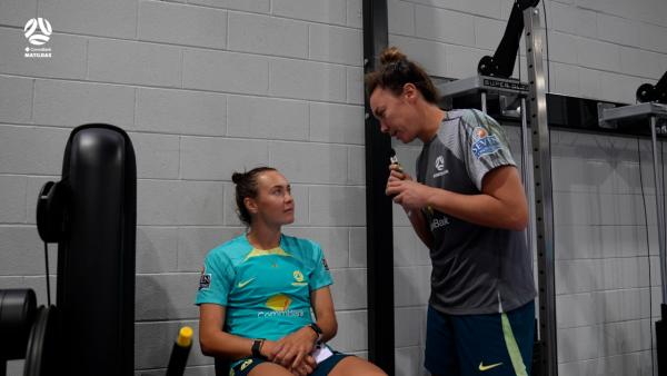 Mackenzie Arnold takes over the tiny mic to ask Caitlin Foord the hard-hitting questions! ?
