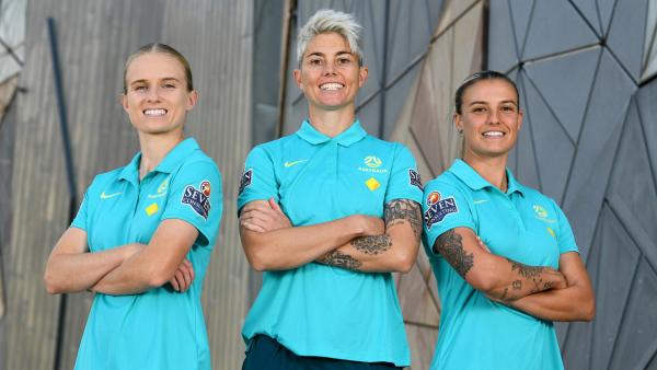 Take a look behind the scenes with Chloe Logarzo, Michelle Heyman & Kaitlyn Torpey as our squad for the #Paris2024 Asian Qualifiers is confirmed!