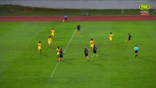 Logarzo denied by woodwork