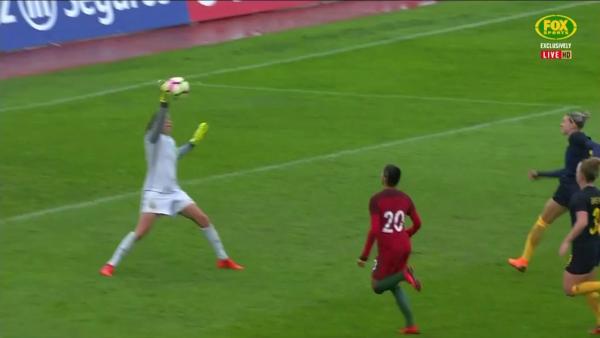 Williams' fantastic one-on-one save