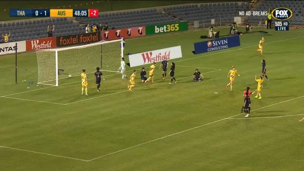 GOAL: Van Egmond - Double trouble right at the break