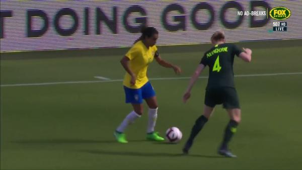  Debinha finishes off lovely feed from Marta to get on the board