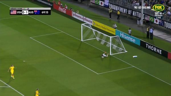 Williams denies Rapinoe