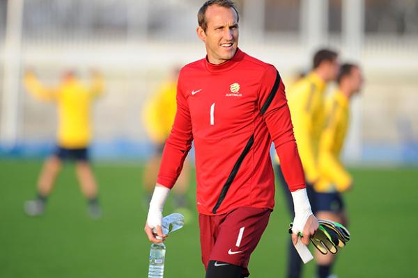 Schwarzer: I am here to challenge Cech