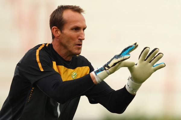 Osieck names stars to take on Saudi Arabia