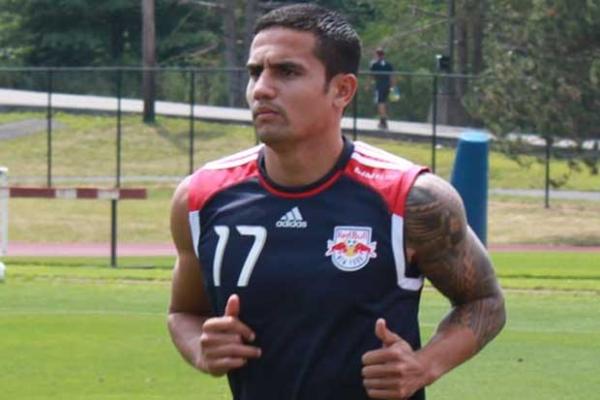 Cahill completes New York move