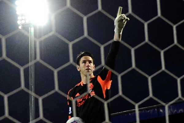 Jones dedicates debut win to son