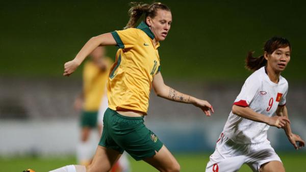 Emily van Egmond on the ball during the Matildas' 11-0 friendly win over Vietnam.