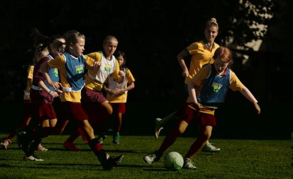 You can register to play football today!