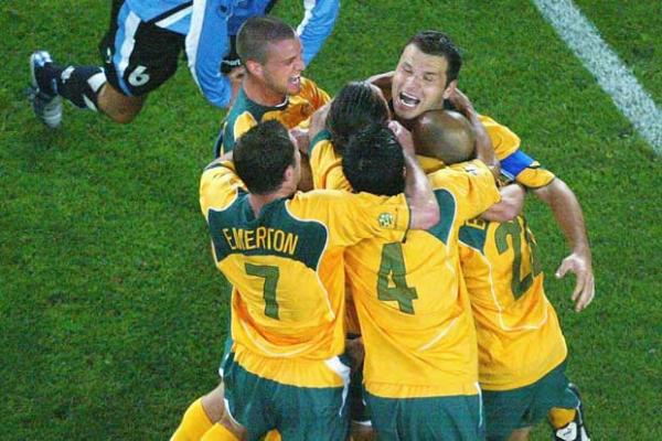 Greatest Socceroos moments in Australia – Bresciano stuns Uruguay