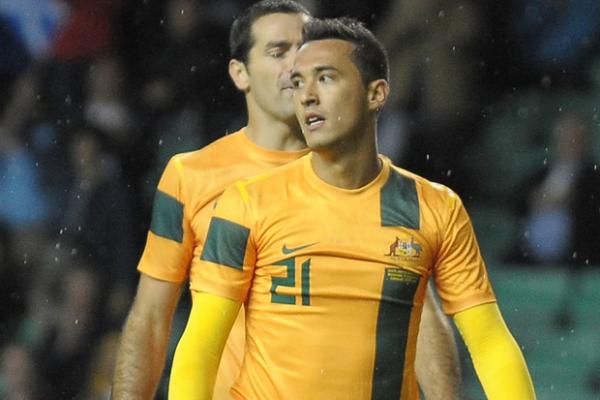 Osieck names Qantas Socceroos squad to take on Romania